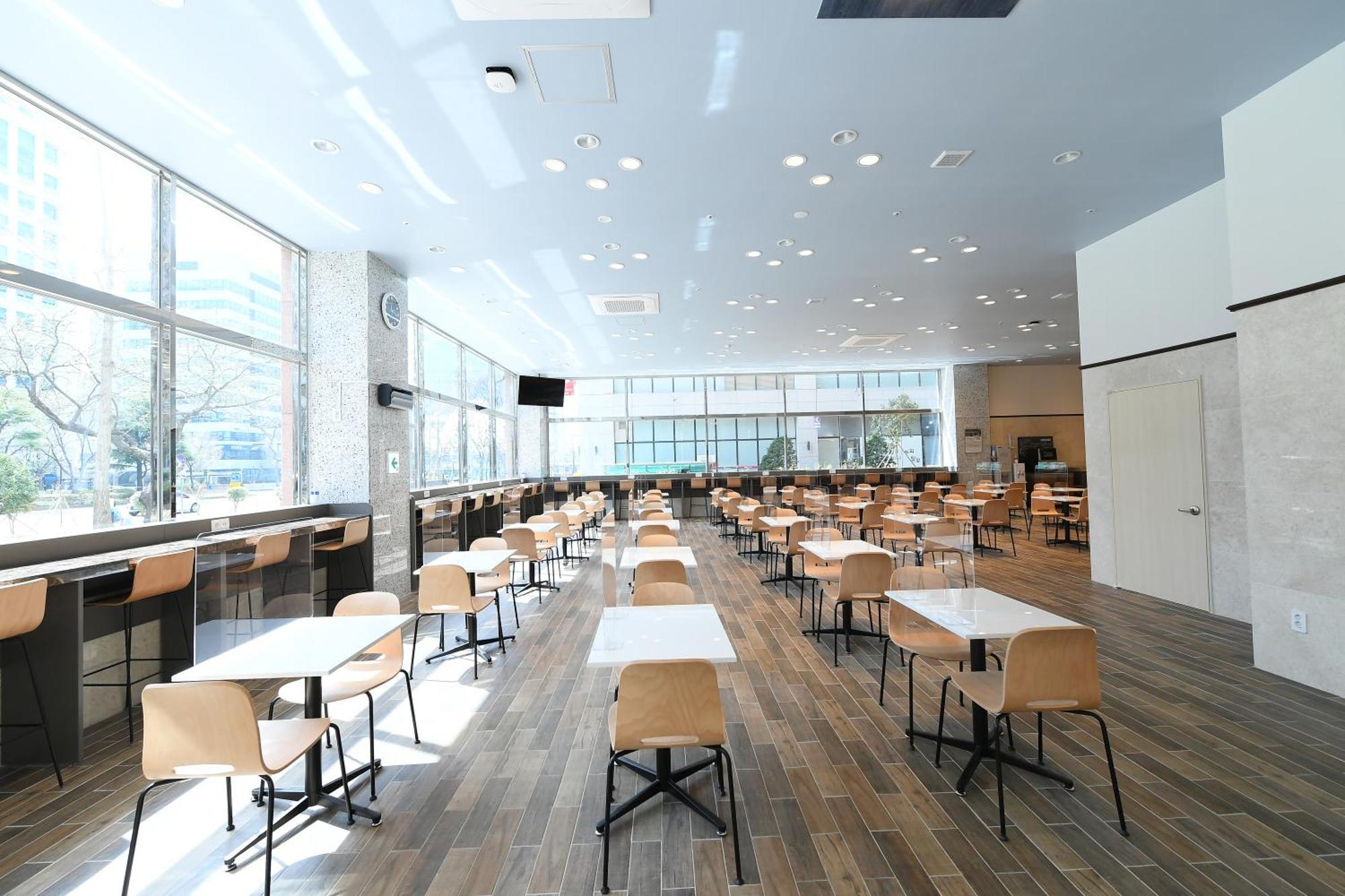 Toyoko Inn Чханвон Екстер'єр фото